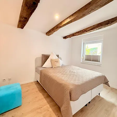 Ewelinas Altstudio Appartement *